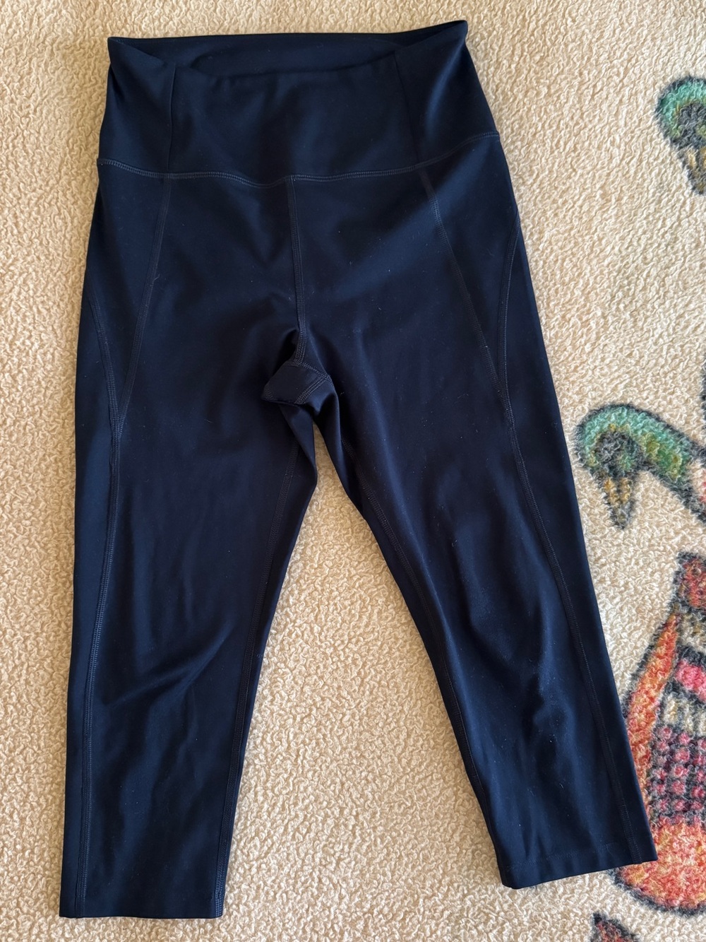 gf collective capris - size medium